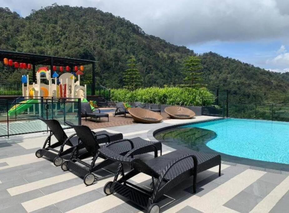Vista Residences Free 1 Parking Apartemen